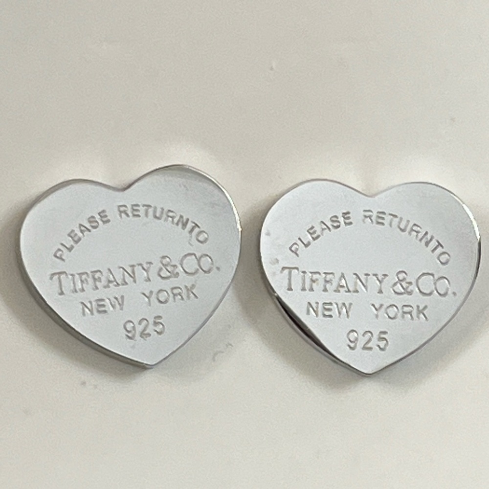 Large Return to New York silver heart stud earrings excellent quality